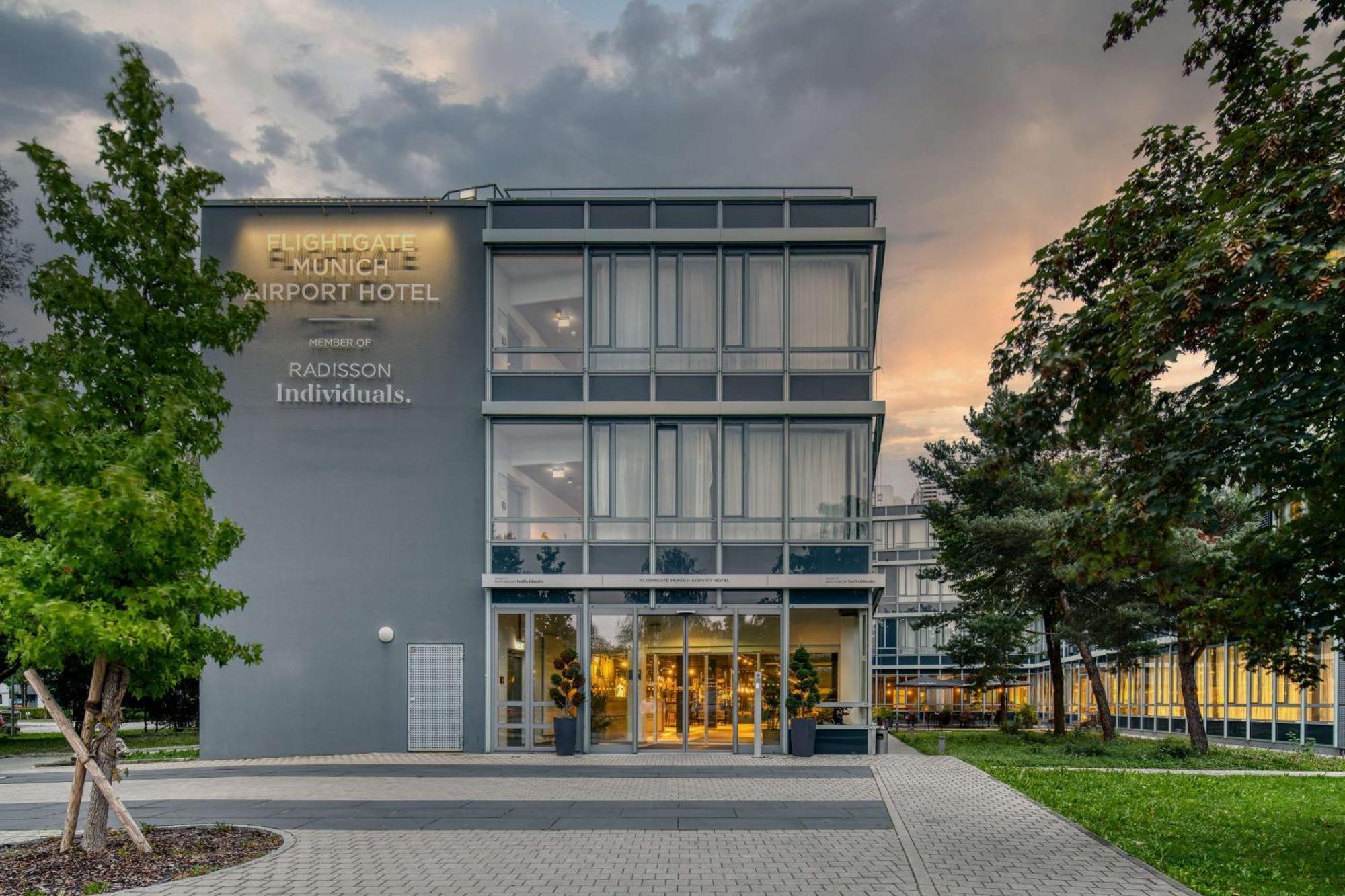 Flightgate Munich Airport Hotel, A Member Of Radisson Individuals Гальбергмос Екстер'єр фото